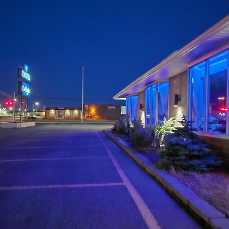 Hotel Motel La Vigie Matane Exterior photo