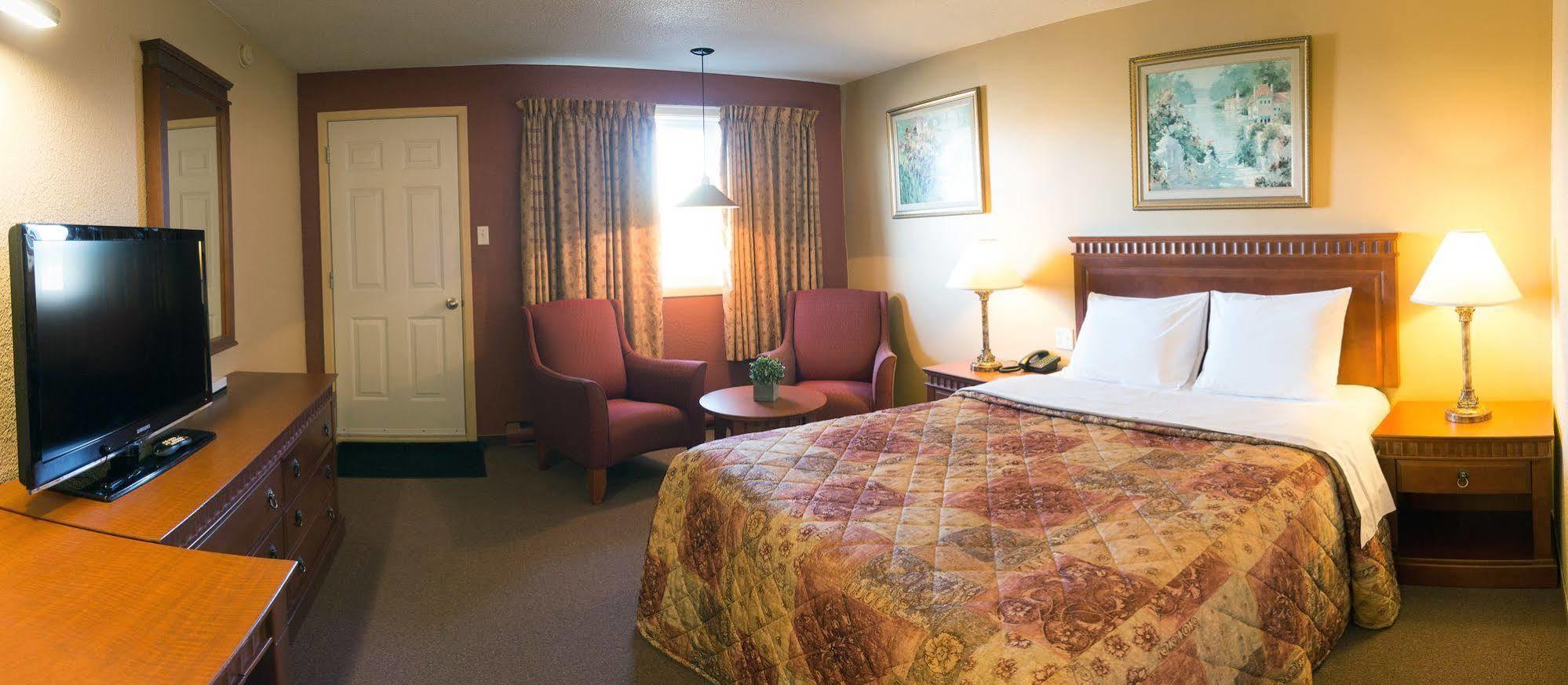 Hotel Motel La Vigie Matane Exterior photo